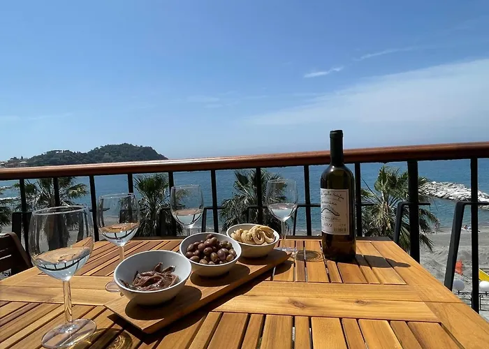 Sea See Si